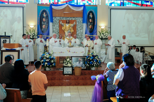 Mary Immaculate Catholic Church In Pacoima, California » Dsc_1401